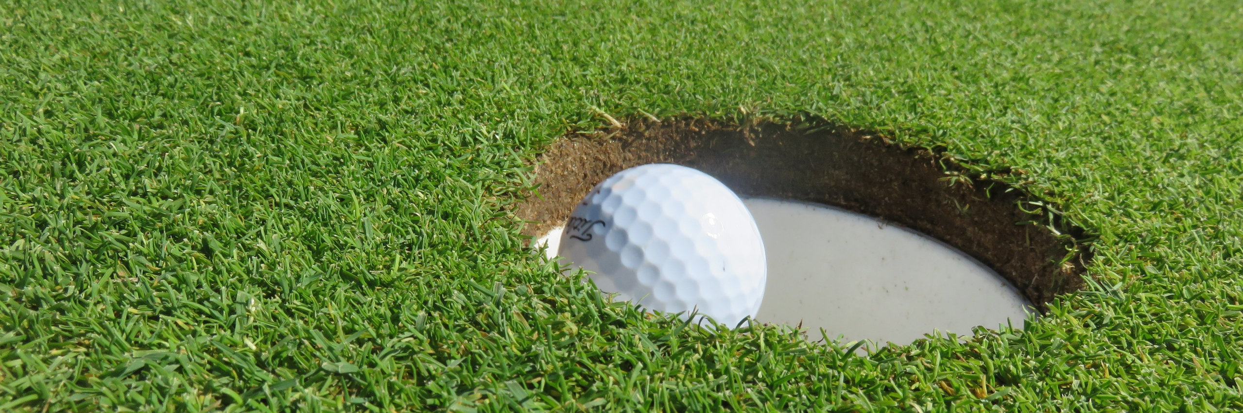 Verwandeln Sie das Sommerloch in Ihr persönliches Hole-on-one!